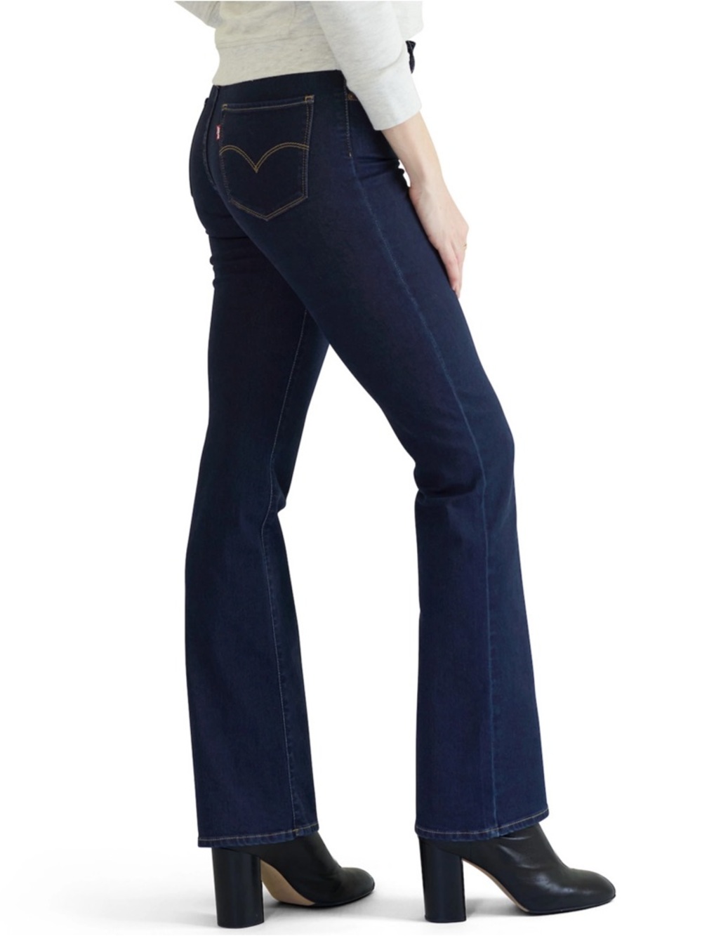 NWT | Levi's 725 High Rise Bootcut Jeans